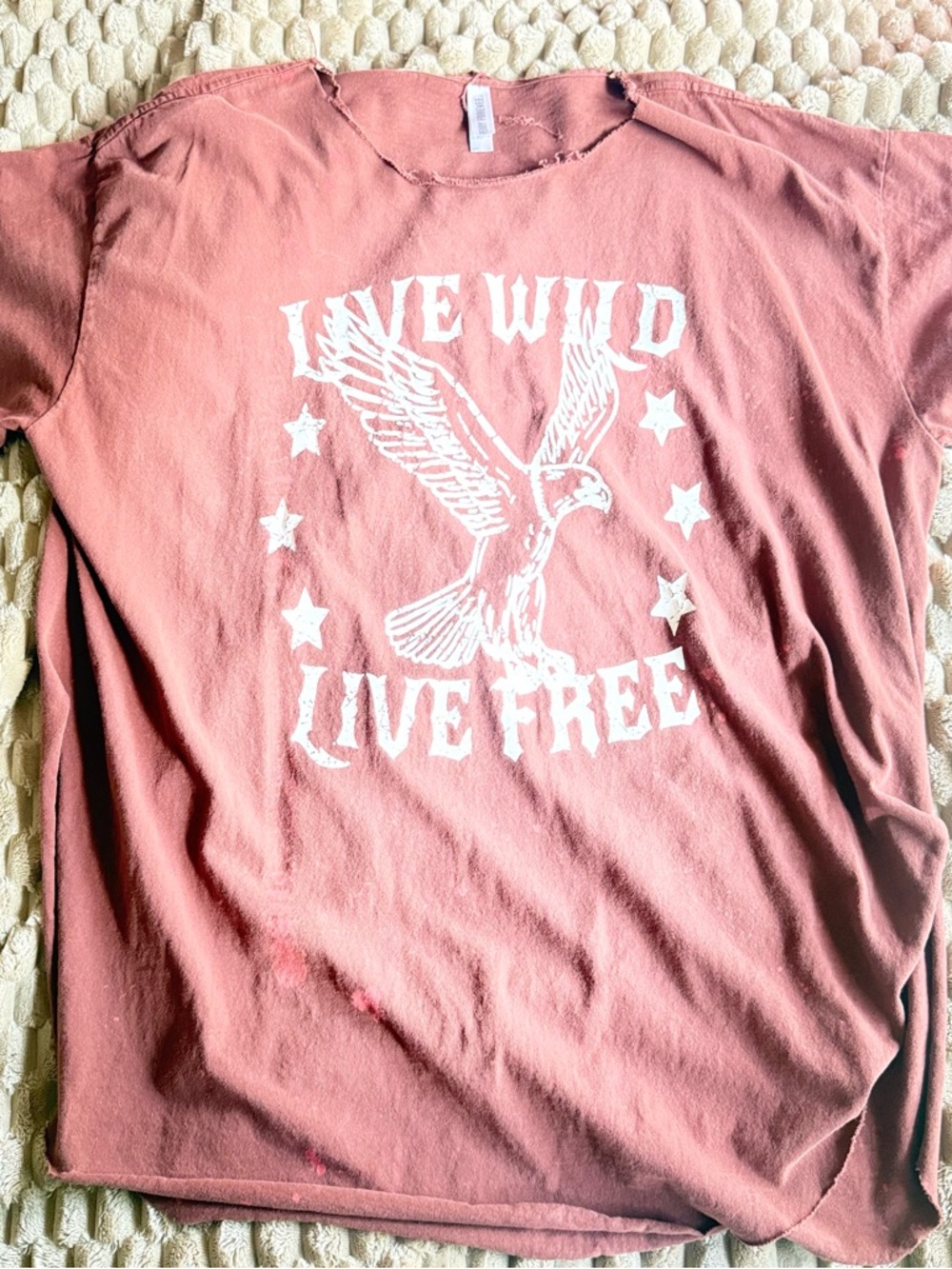 Pebby Forevee Live Wild Live Free Graphic Tee - Rust Red Distressed - Picture 2 of 6